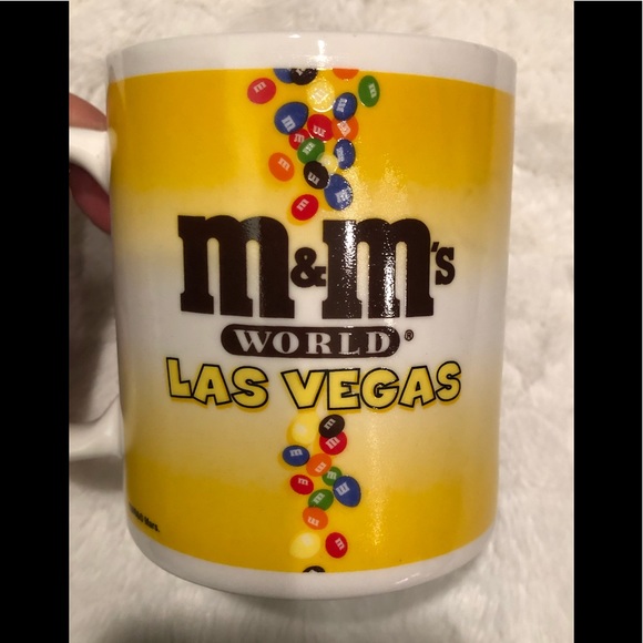 🤩LAS VEGAS MOM “WINNER” COFFEE MUG - Picture 1 of 8